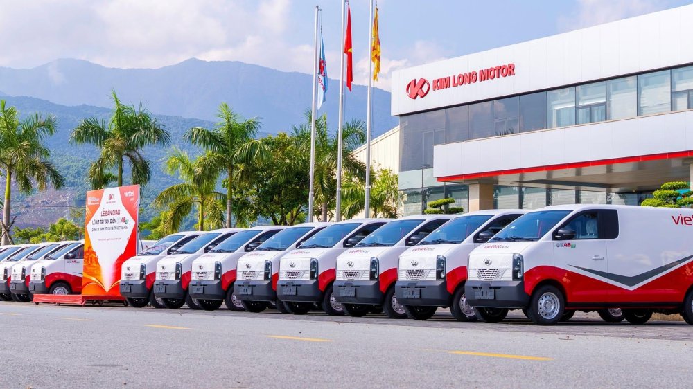 Viettel Post thử nghiệm xe Van điện, thúc đẩy chiến lược logistics xanh