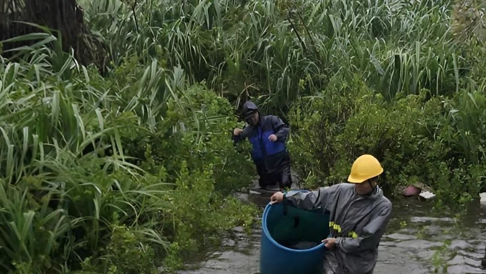 Loạt sáng tạo nhỏ nhưng hiệu quả lớn của lính Viettel giữa nước lũ