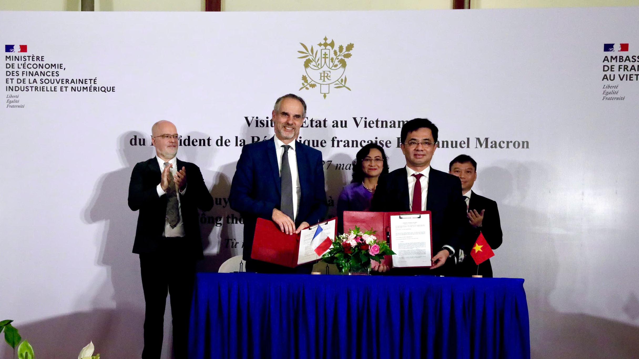 VHT hợp tác John Cockerill phát triển hệ thống phòng thủ mặt đất công nghệ cao