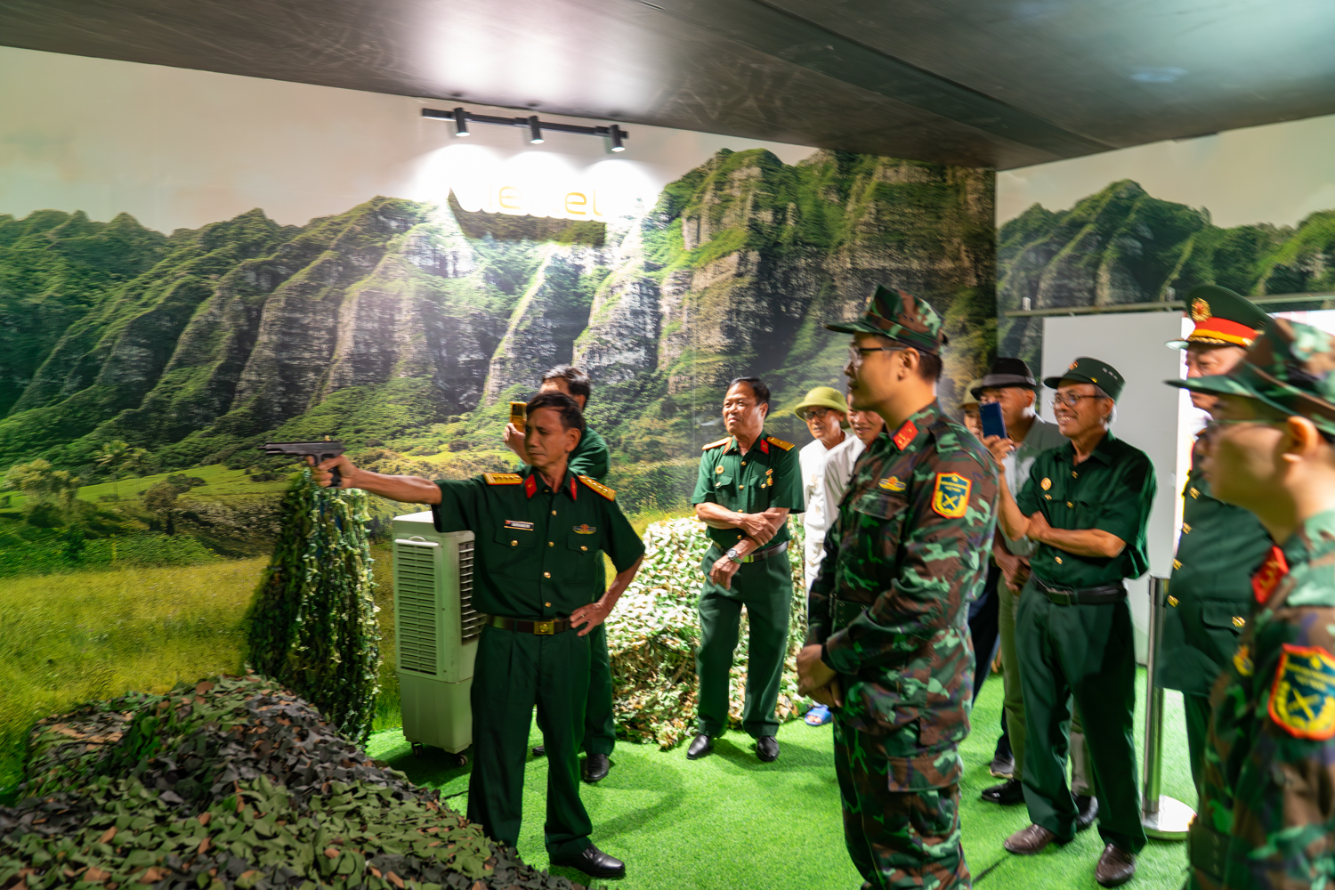 20250828 Trien lam A80-11 (1)