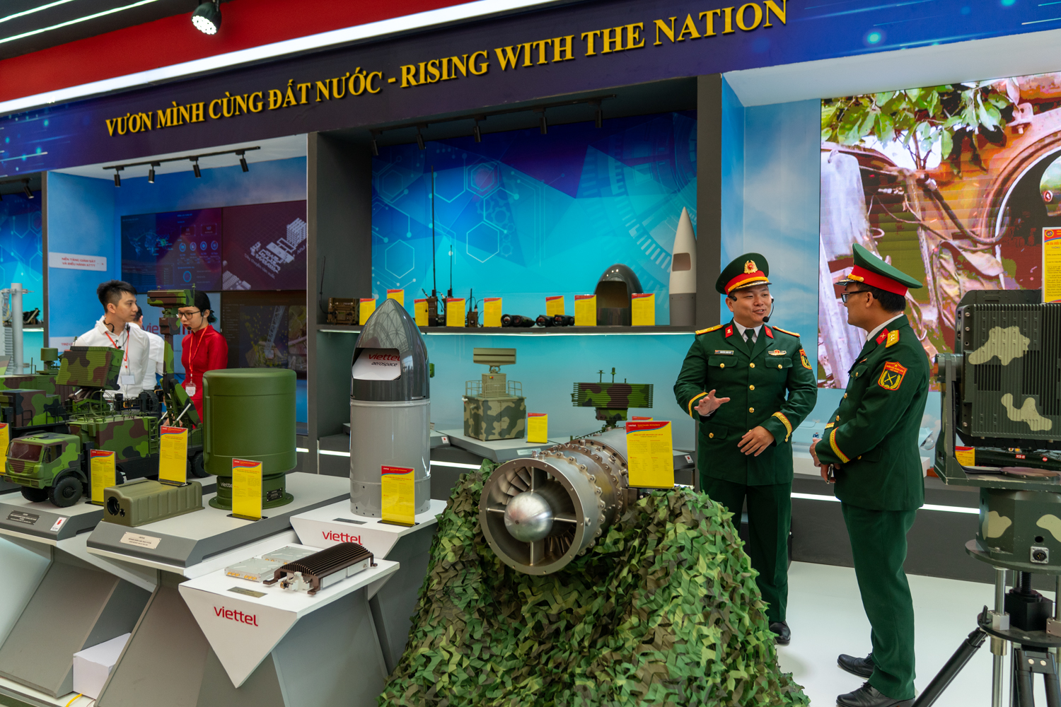 20250828 Trien lam A80-15-1