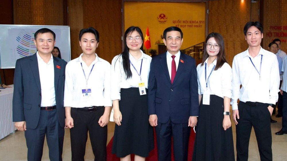 Đại tướng Phan Văn Giang động viên người Viettel 'trực chiến' kỳ họp Quốc hội