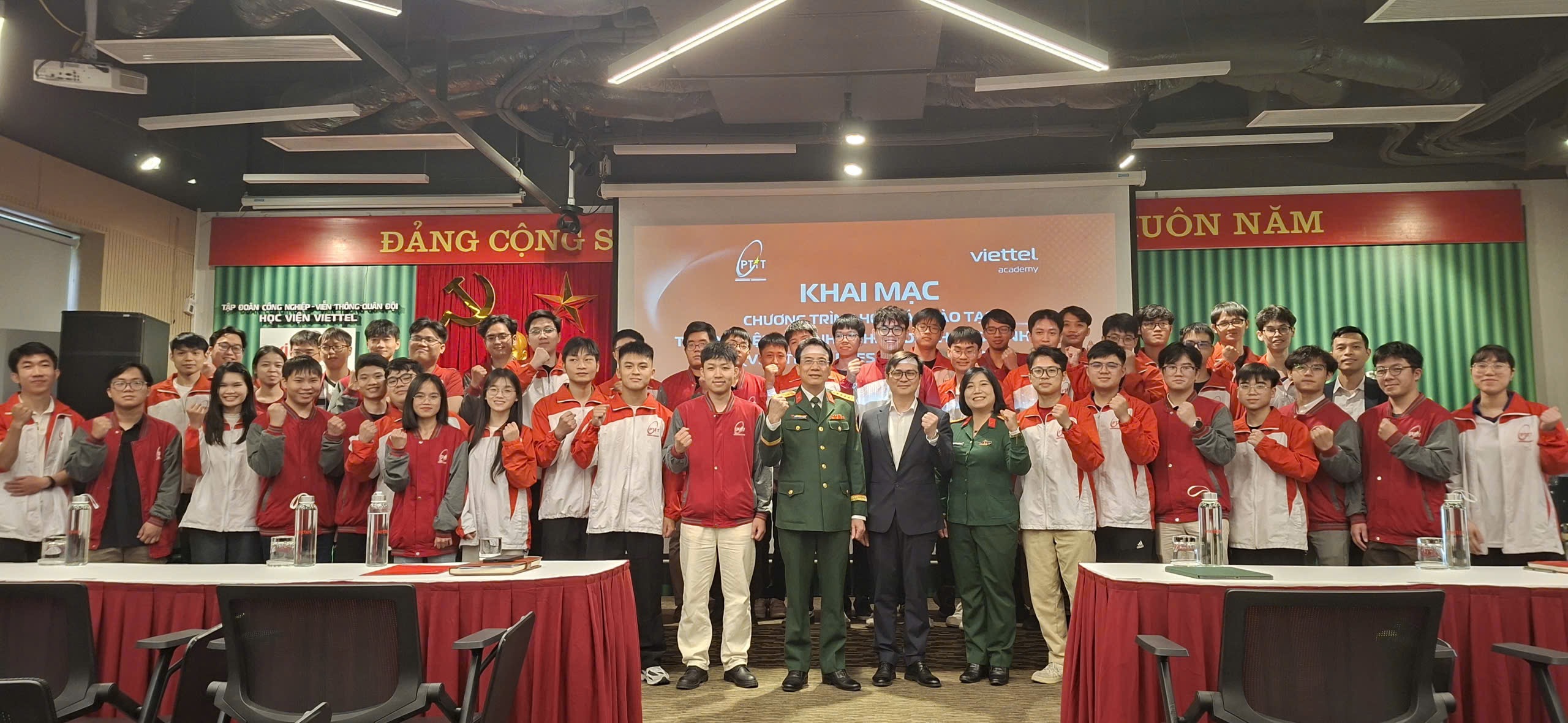 Học viện Viettel hợp tác đào tạo, trải nghiệm doanh nghiệp