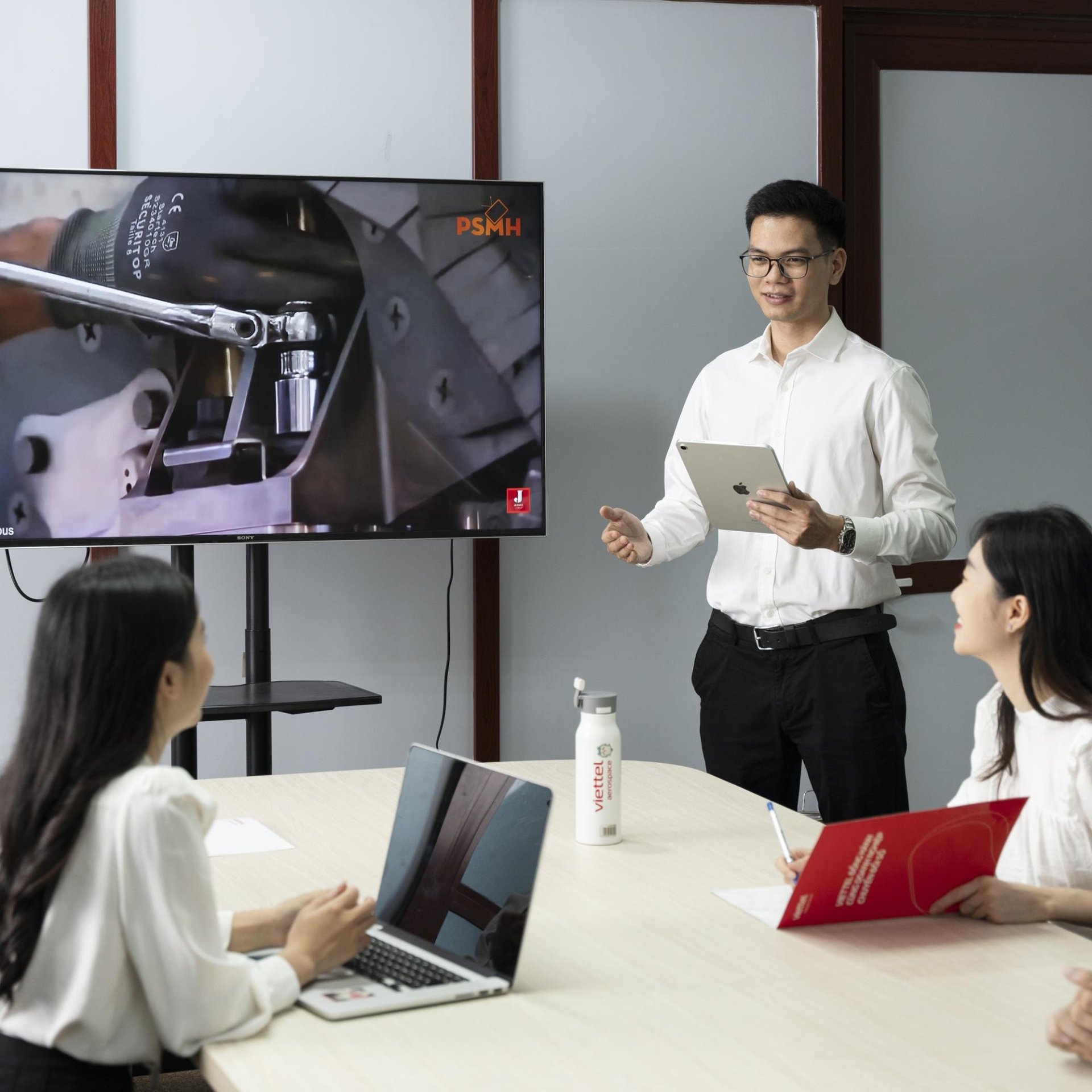Không chỉ chấp hành, người Viettel phải có trách nhiệm trước cái sai