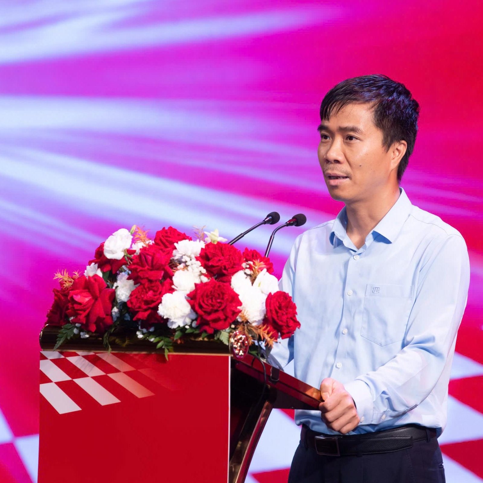 'Viettel tạo môi trường để người trẻ vững vàng bước vào kỷ nguyên AI'