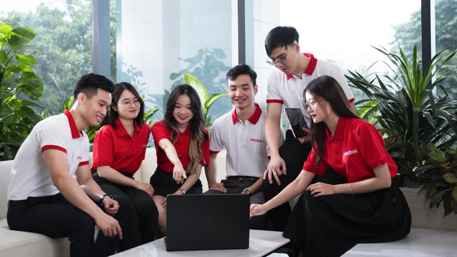 Ứng xử với đồng nghiệp: có trách nhiệm và ứng xử khi bất đồng quan điểm
