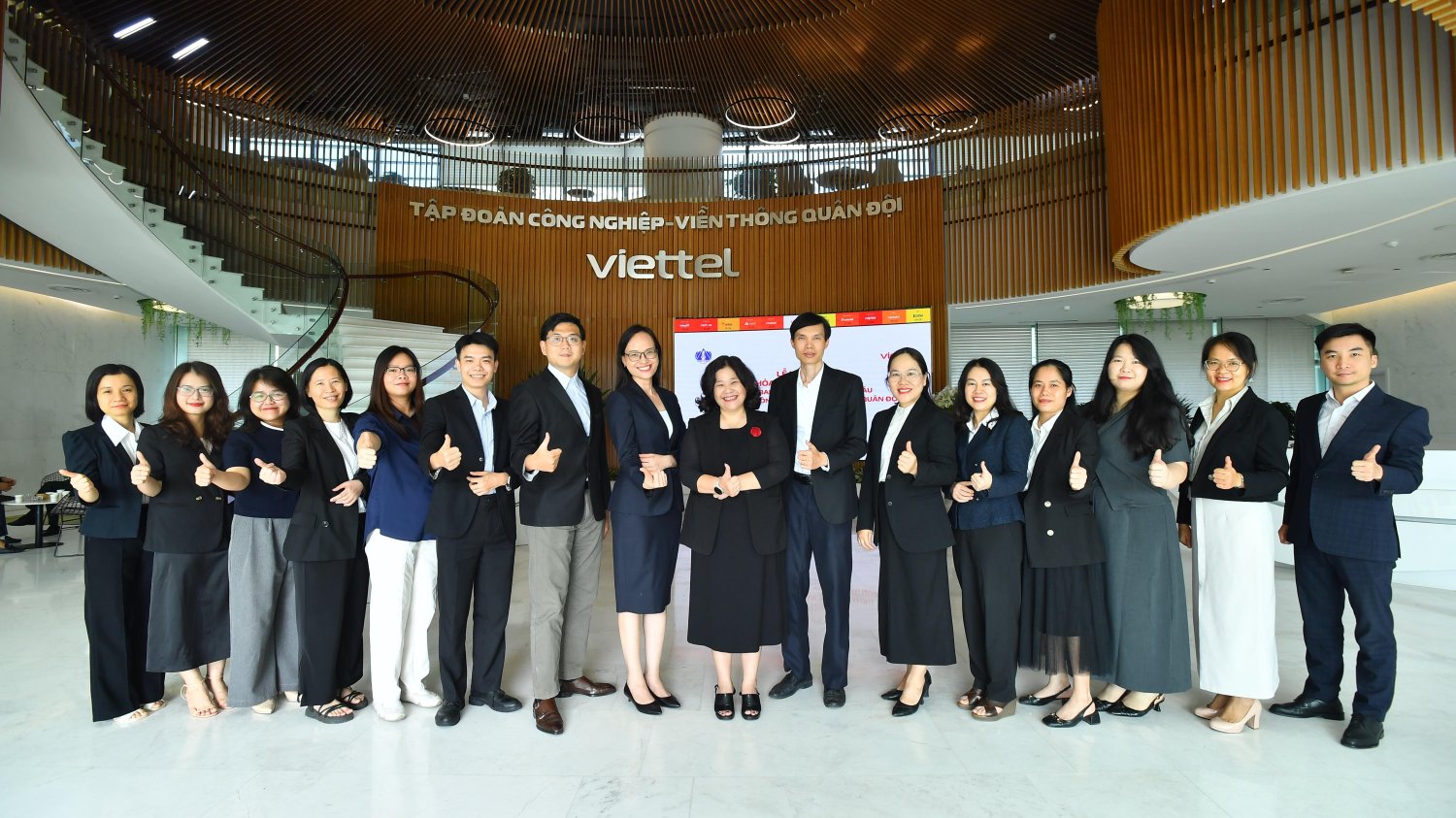 Ban Pháp chế Tập đoàn chủ động tháo gỡ điểm nghẽn pháp lý cho Viettel