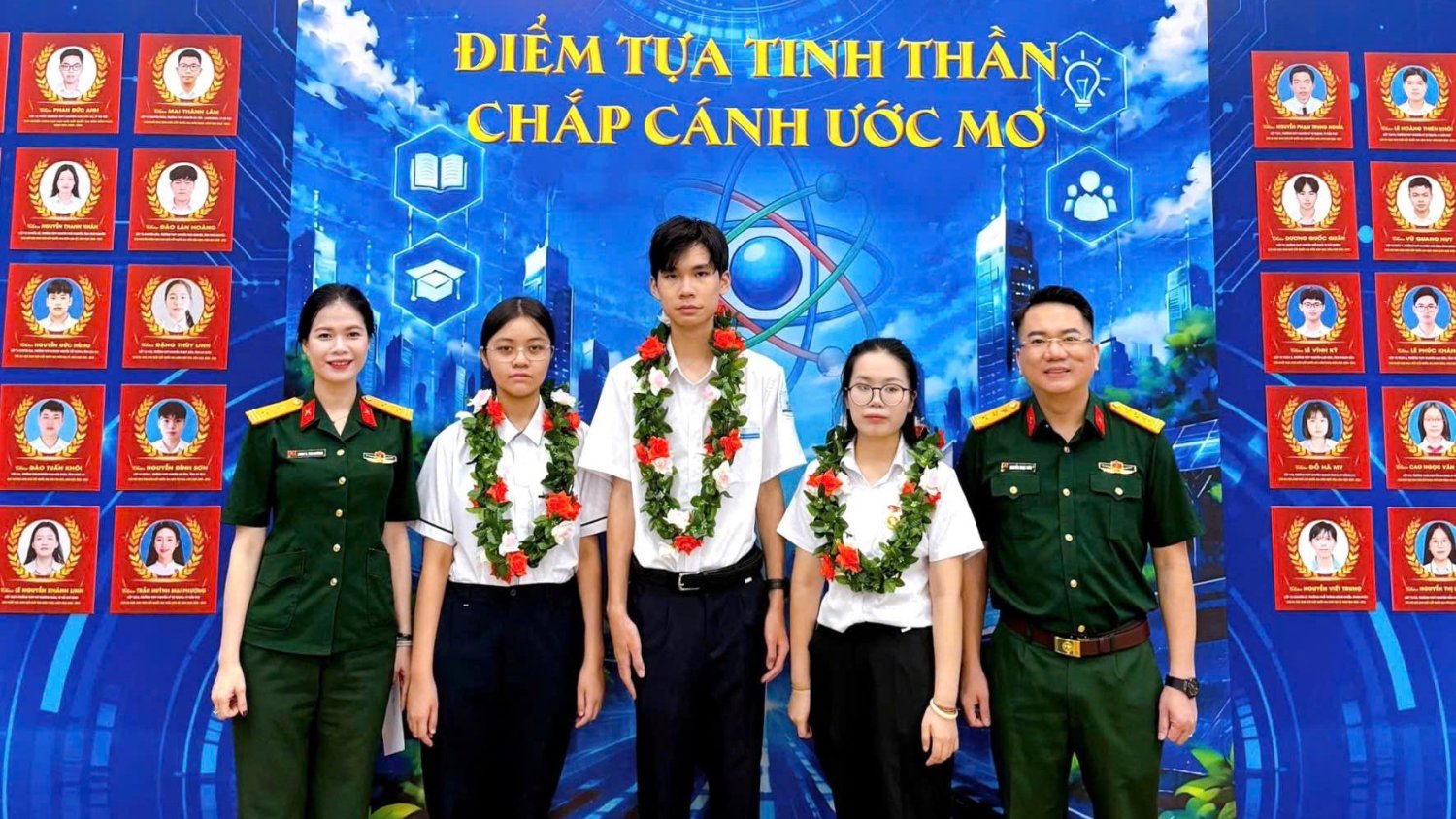 3 'Viettel nhí' được tuyên dương tại Hội nghị học sinh tiêu biểu toàn quân
