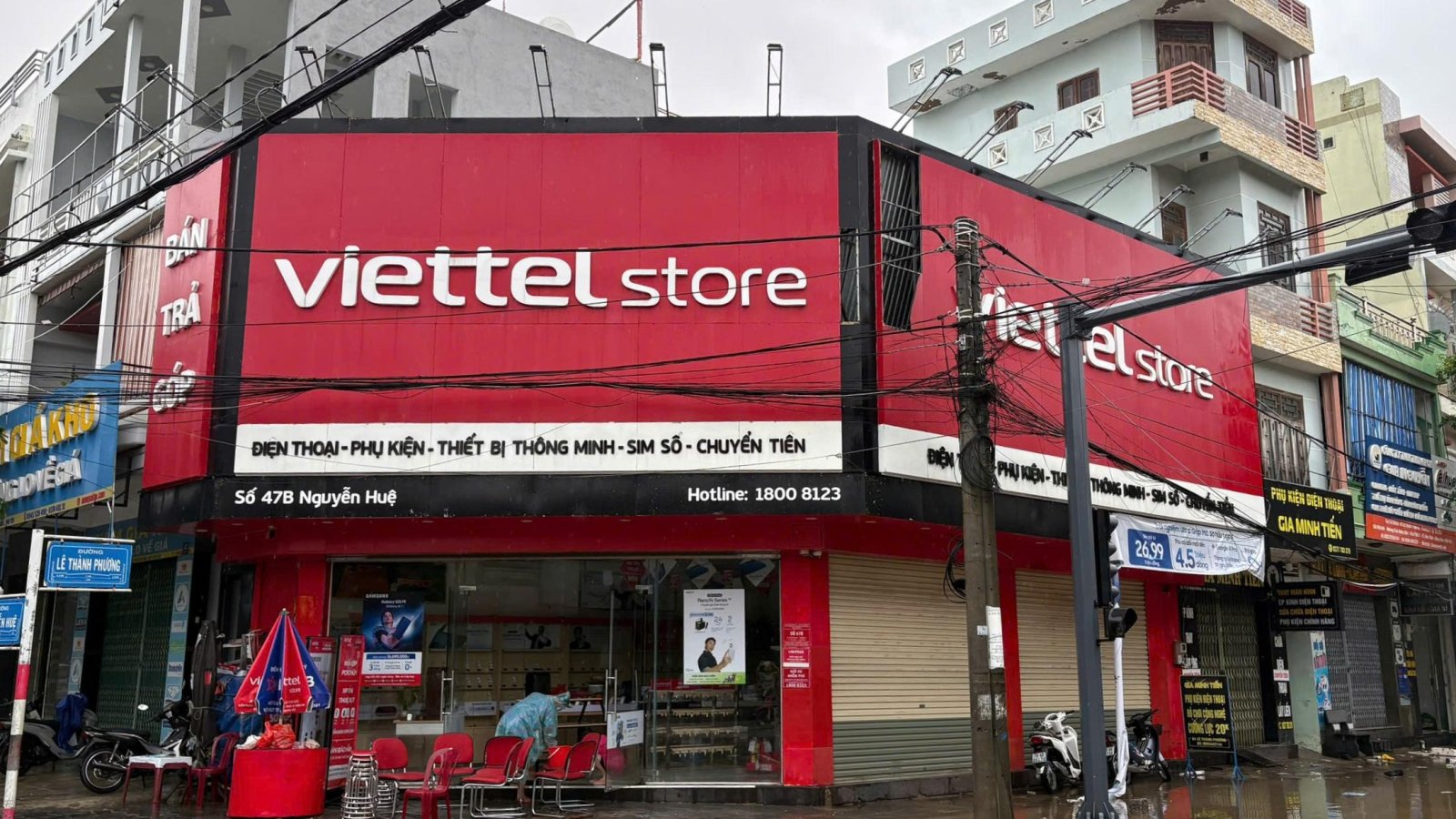 Ở lại đến phút cuối cùng, và trở lại ngay khi lũ rút