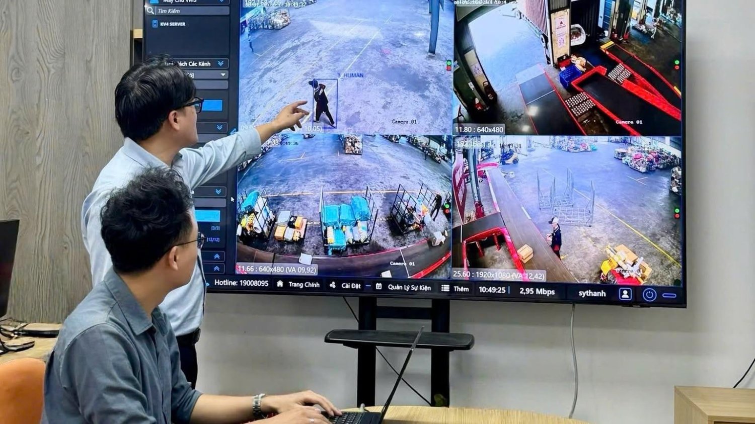 Camera AI được vận hành trong hạ tầng logistics Viettel
