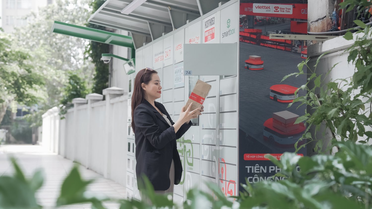 Viettel Smartbox nâng cấp mô hình tủ giao nhận với COD tại điểm nhận
