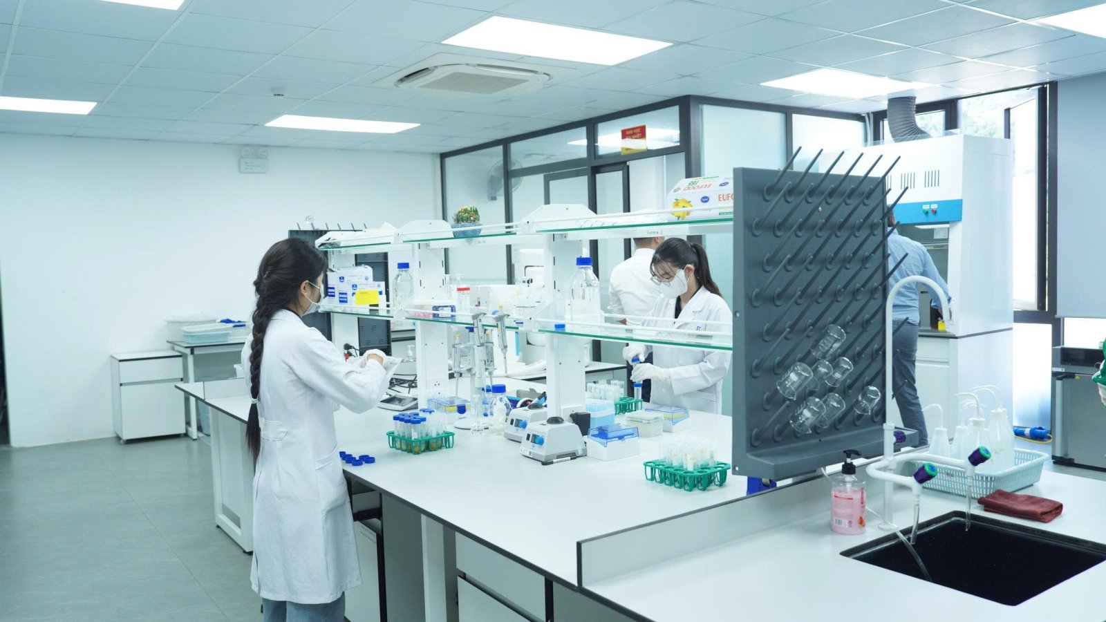 Công viên Logistics Viettel vận hành phòng Lab chuẩn ISO tại cửa khẩu Lạng Sơn