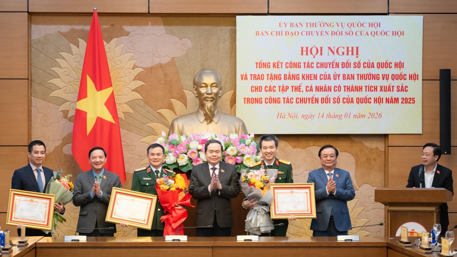 Viettel được Chủ tịch Quốc hội trao bằng khen vì thành tích CĐS xuất sắc