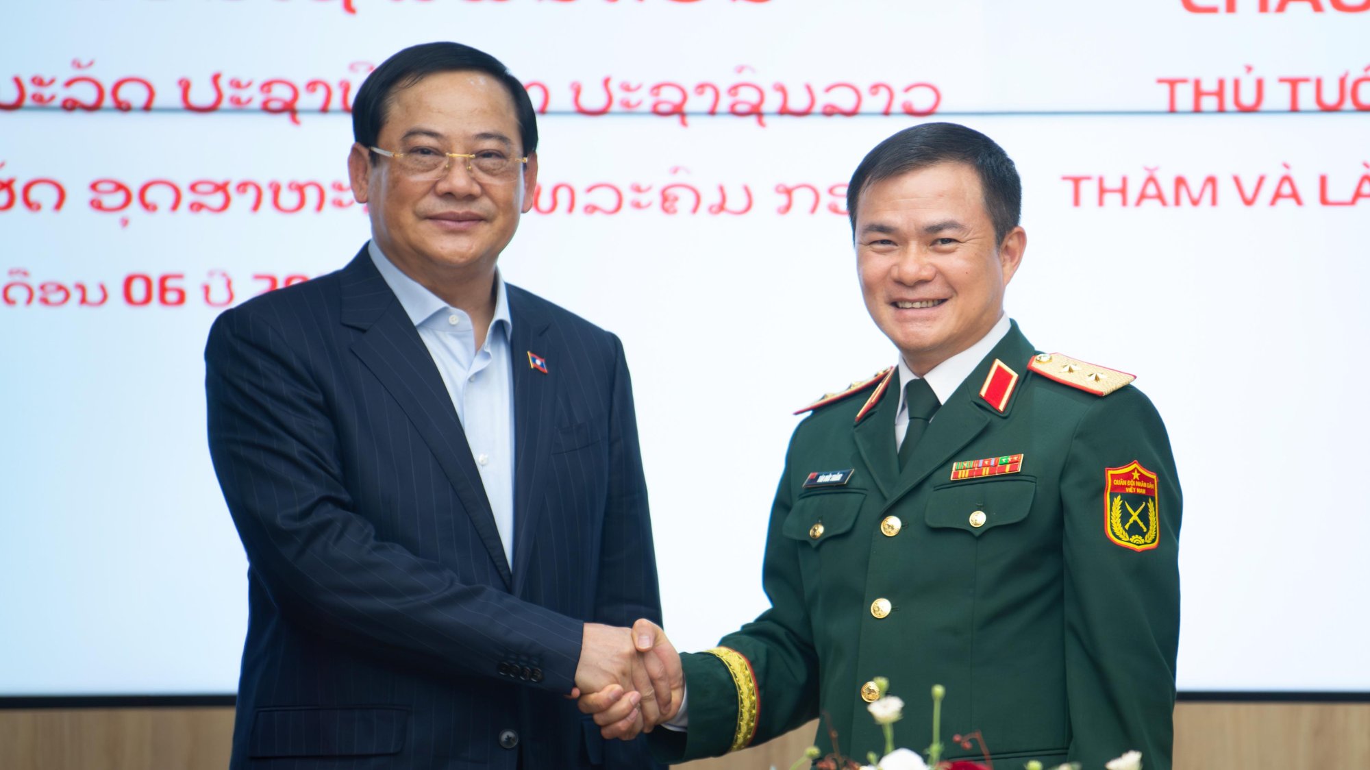 Thủ tướng Lào khẳng định vai trò của Unitel trong phát triển đất nước bền vững