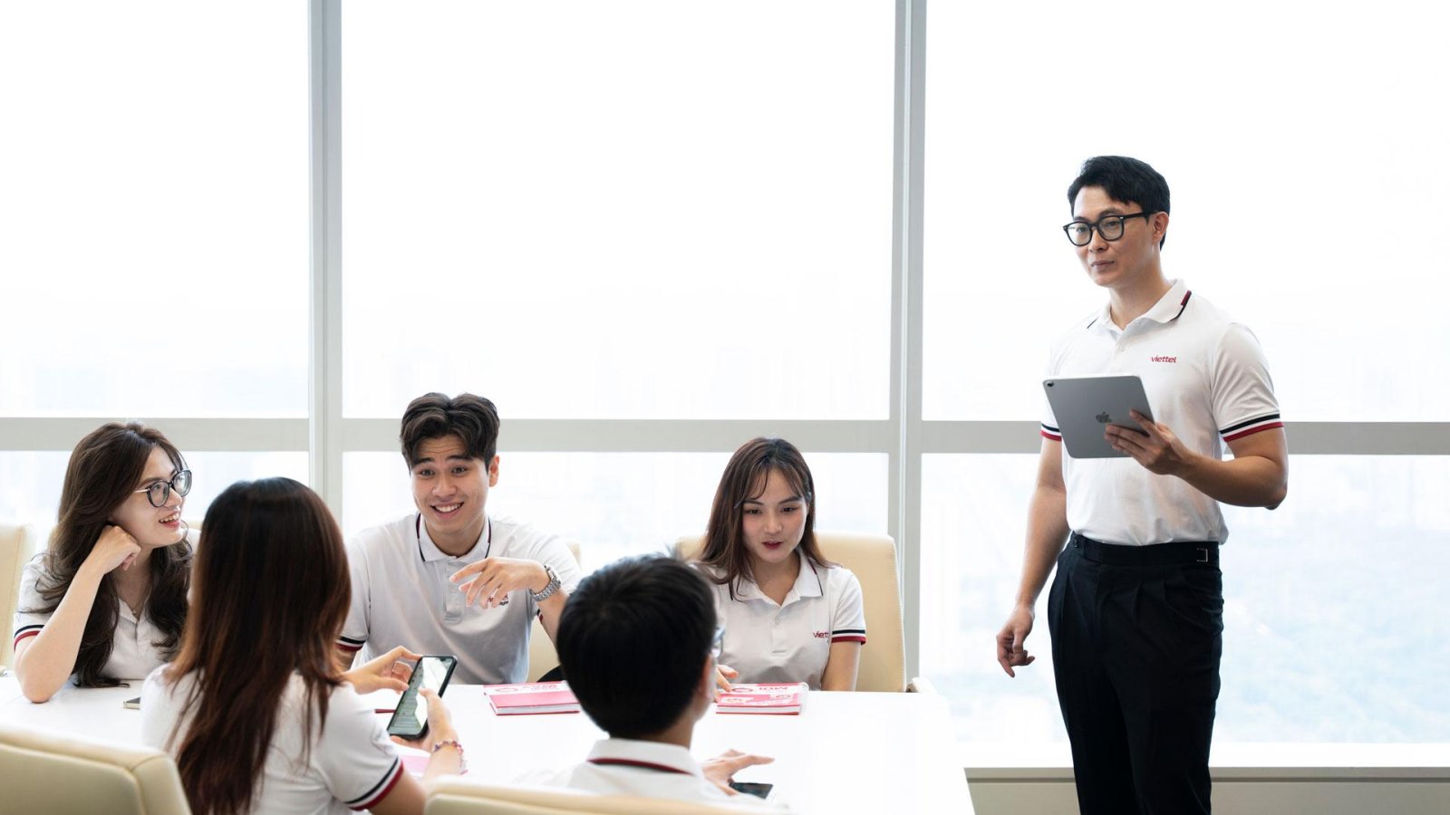 Học viện Viettel thí điểm mô hình hợp tác đào tạo '3 Nhà' cho sinh viên