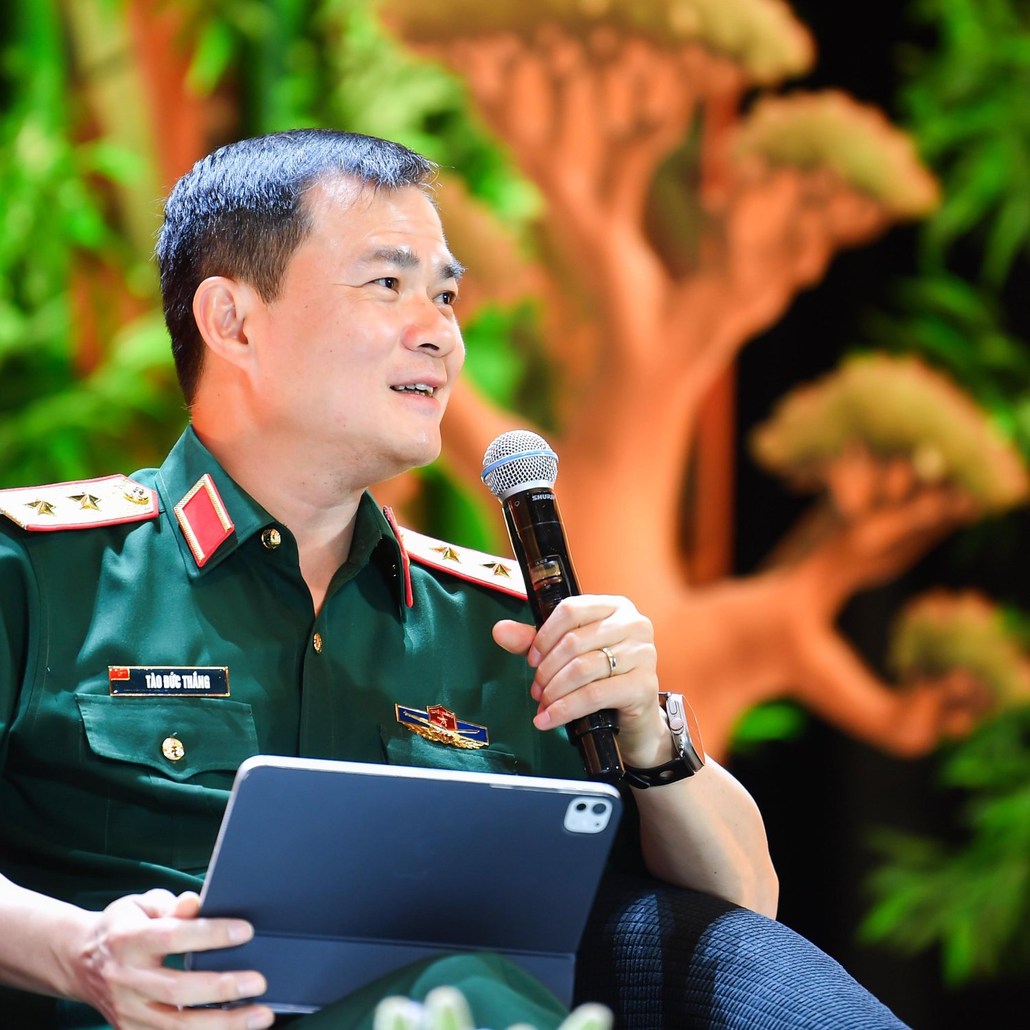 Chủ tịch Tập đoàn đối thoại với người Viettel tại Next Journey 2026