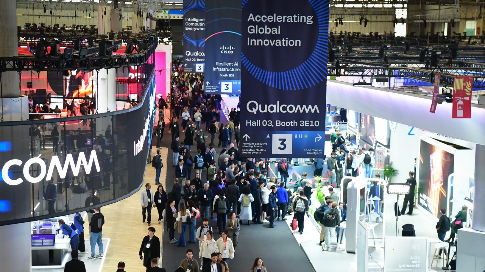 Tọa đàm cùng CEO Qualcomm, nhận vé concert 'hot' nhất của Viettel