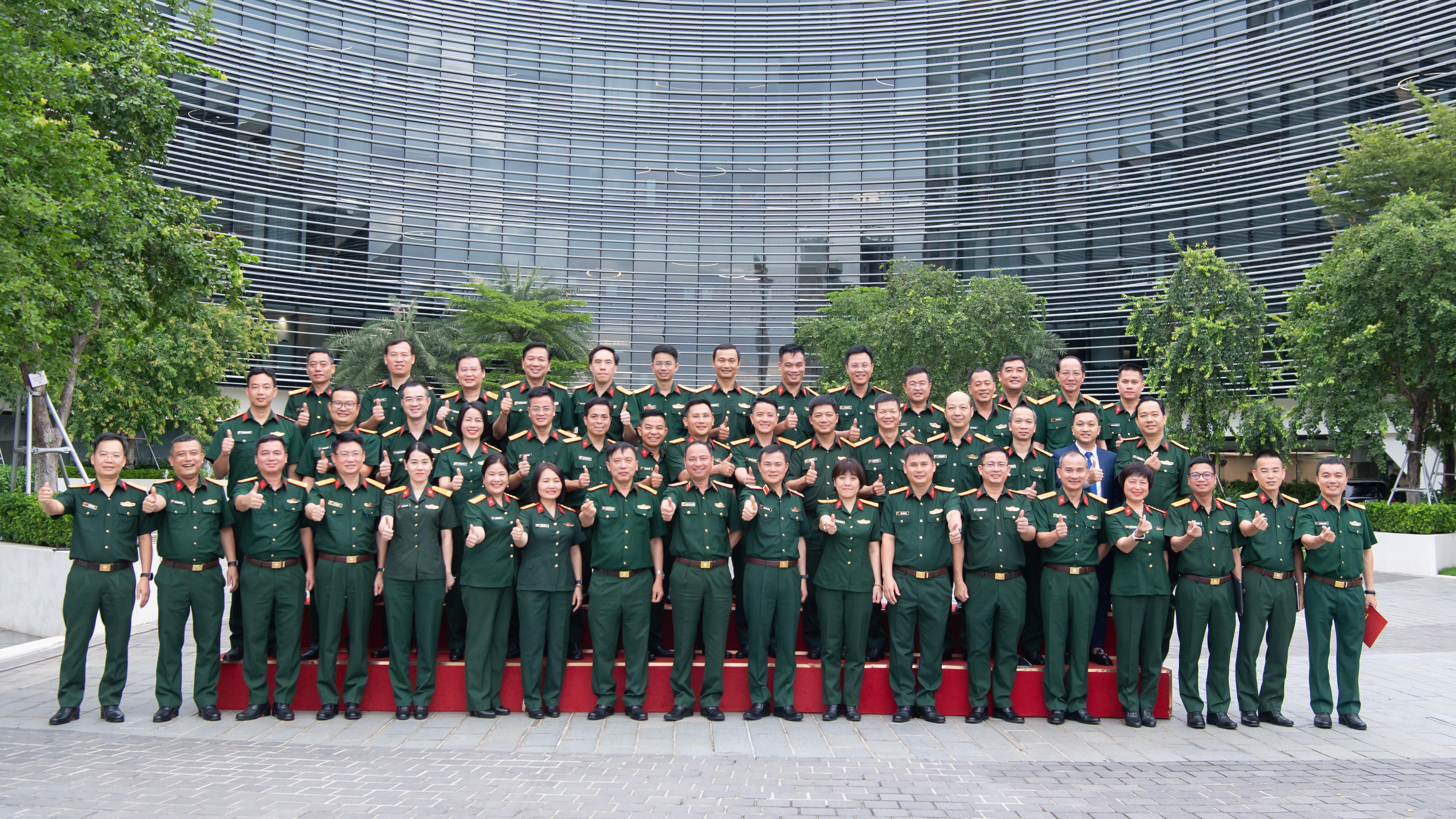 Tập đoàn trao quyết định cho Giám đốc Viettel tỉnh/Tp theo mô hình mới