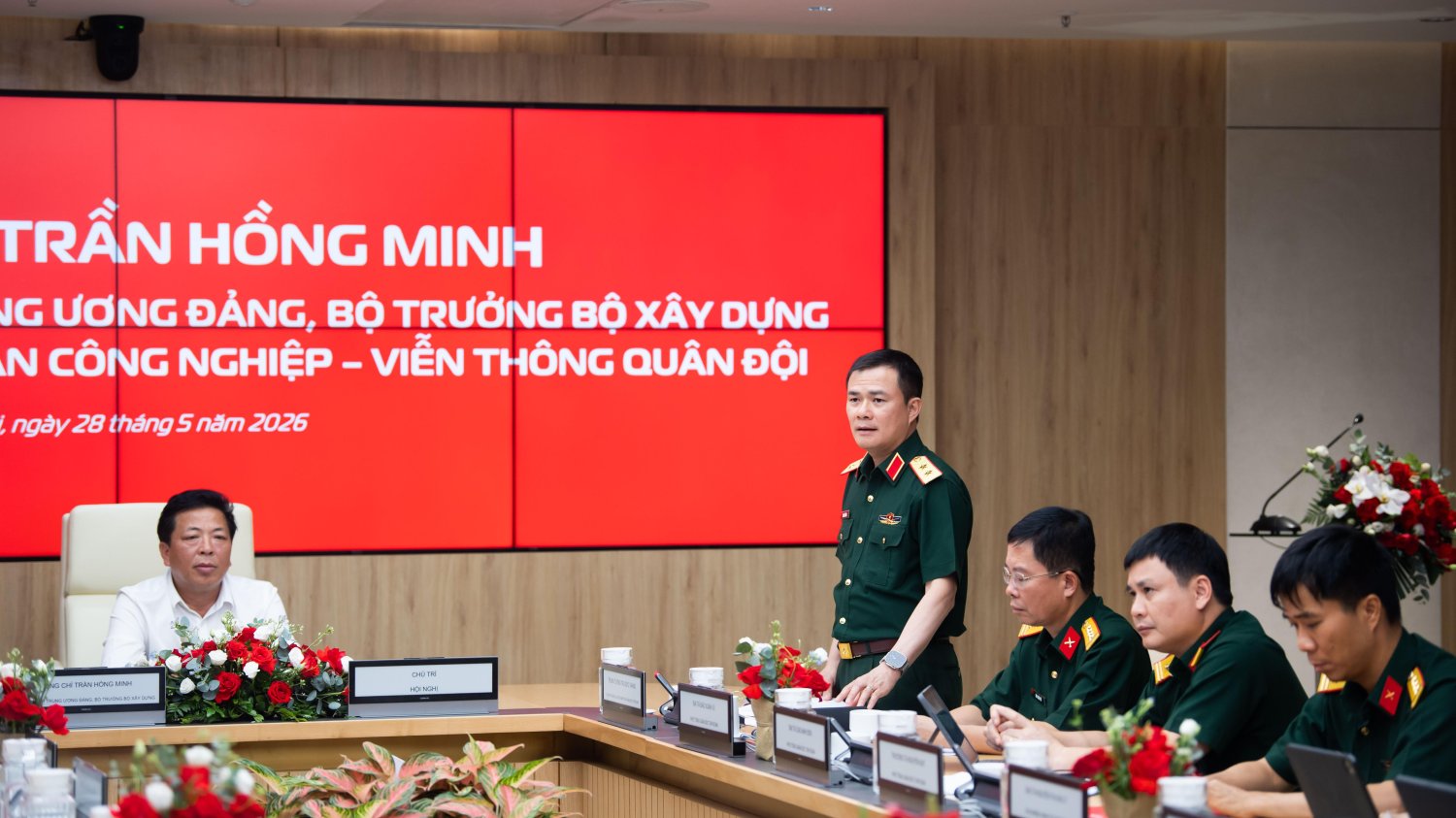 Bộ Xây dựng tìm hiểu năng lực công nghệ của Viettel