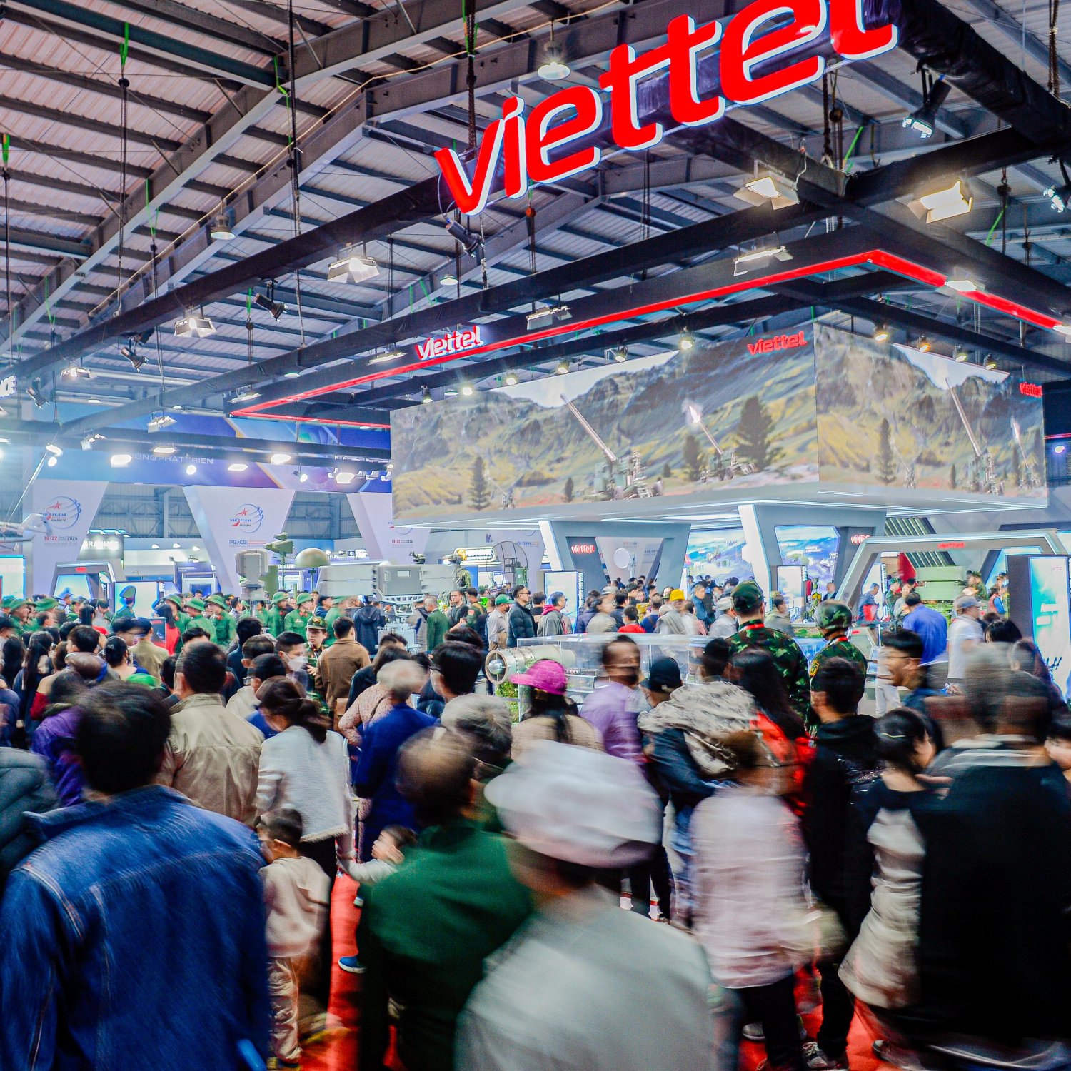 Viettel tiếp tục đồng hành cùng Triển lãm Quốc phòng quốc tế Việt Nam 2026