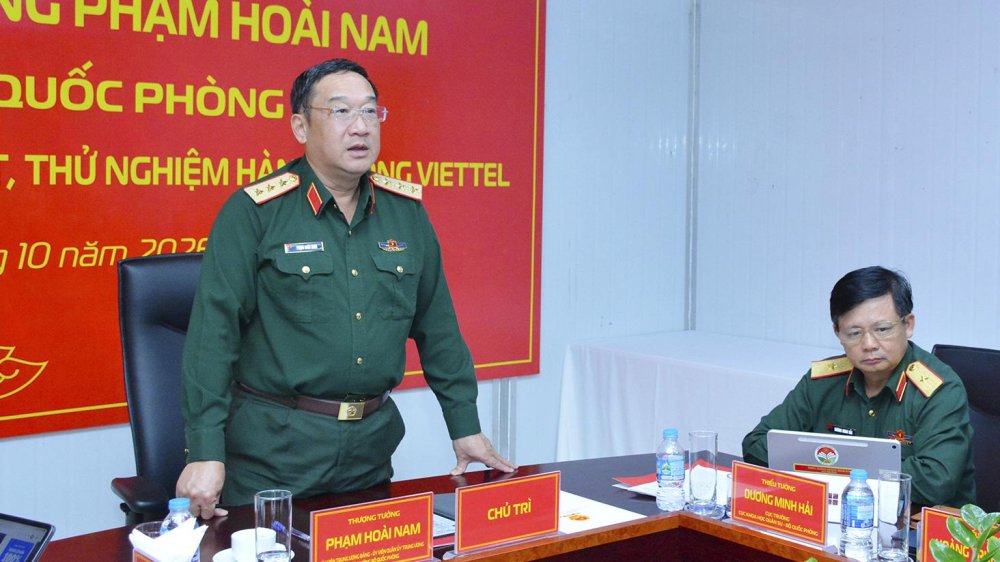 'Đẩy nhanh tiến độ xây dựng khu sản xuất, thử nghiệm hàng không Viettel'