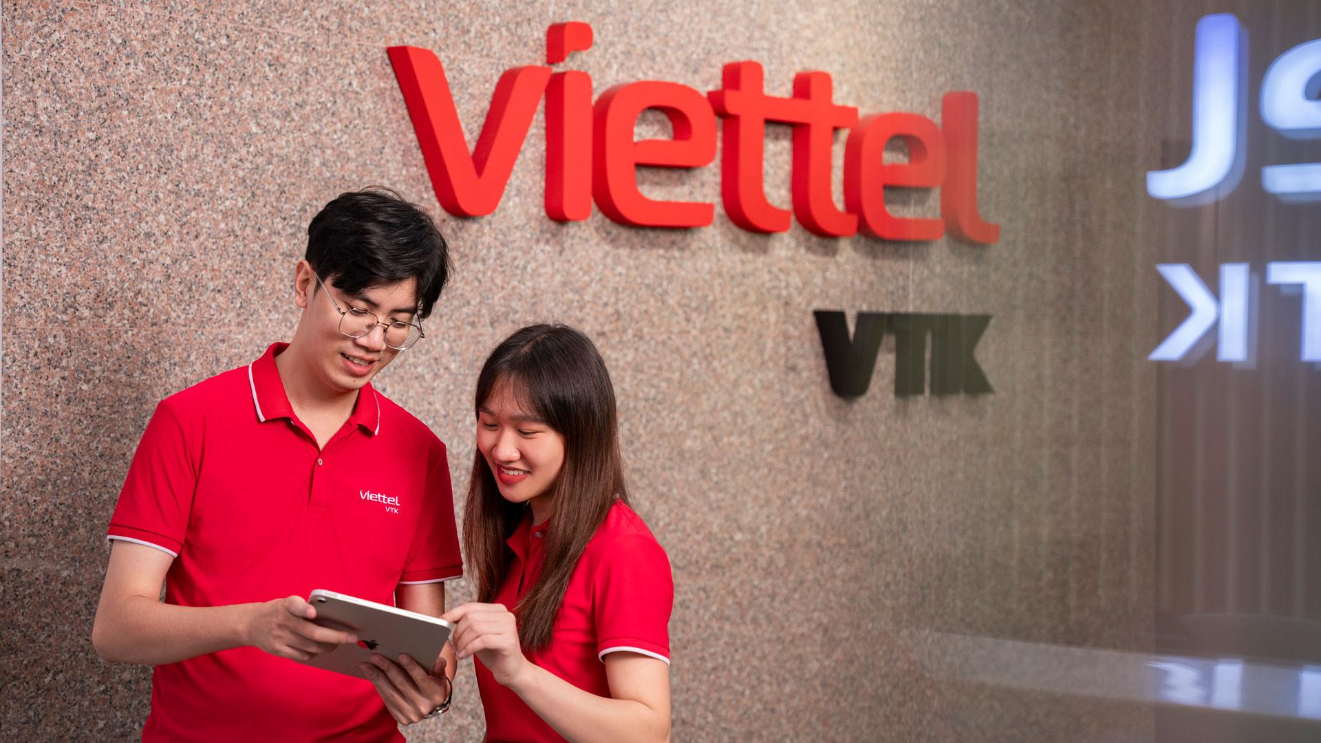 Tiếng 'cộp cộp' gõ dấu và ký ức của 4 thế hệ người VTK