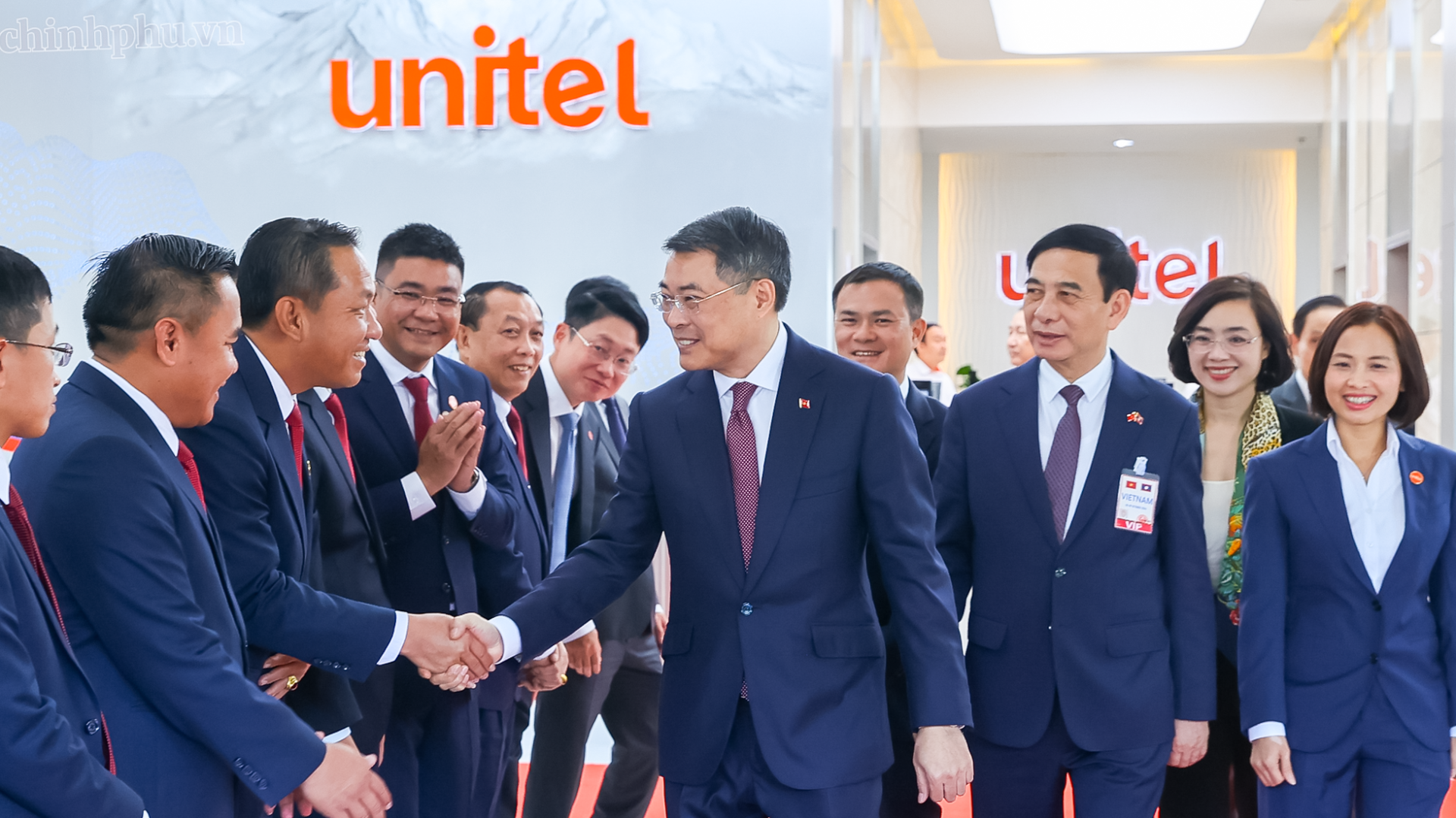 Thủ tướng Lê Minh Hưng: 'Đưa Unitel trở thành doanh nghiệp số hàng đầu tại Lào'