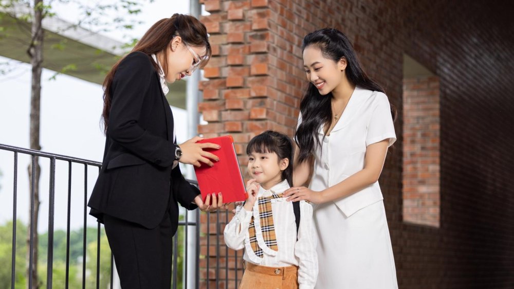 Đóng 50 triệu cho việc học của con, được giảm trừ thuế TNCN những khoản nào?