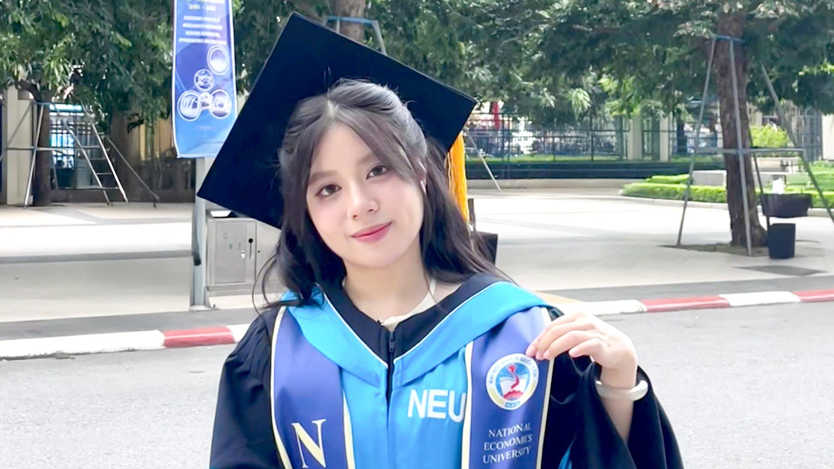 Thủ khoa điểm cao nhất 70 năm của ĐH Kinh tế Quốc dân và phép thử Viettel