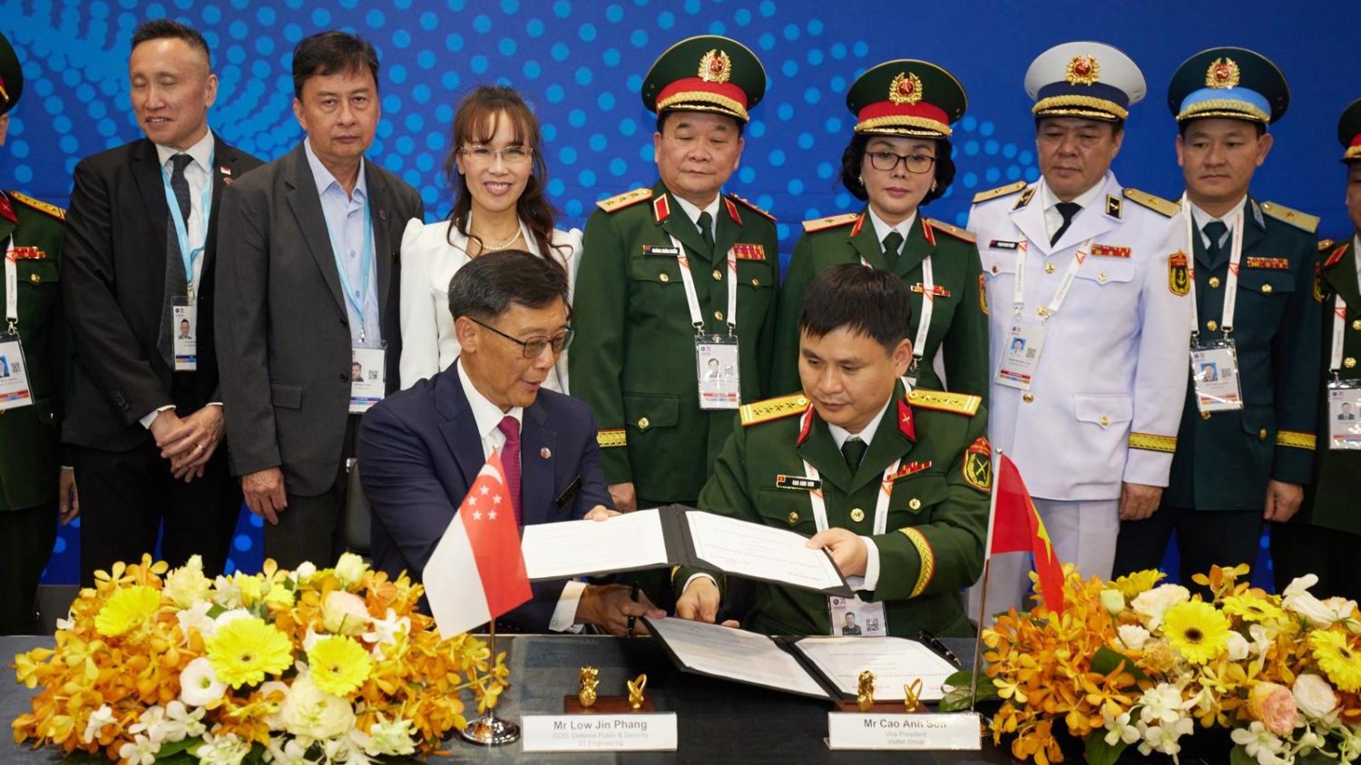 Viettel ký kết loạt thỏa thuận hợp tác tại Triển lãm Hàng không Singapore 2026