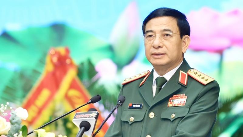 Bộ trưởng Phan Văn Giang gửi thư chúc Tết cán bộ, chiến sĩ toàn quân