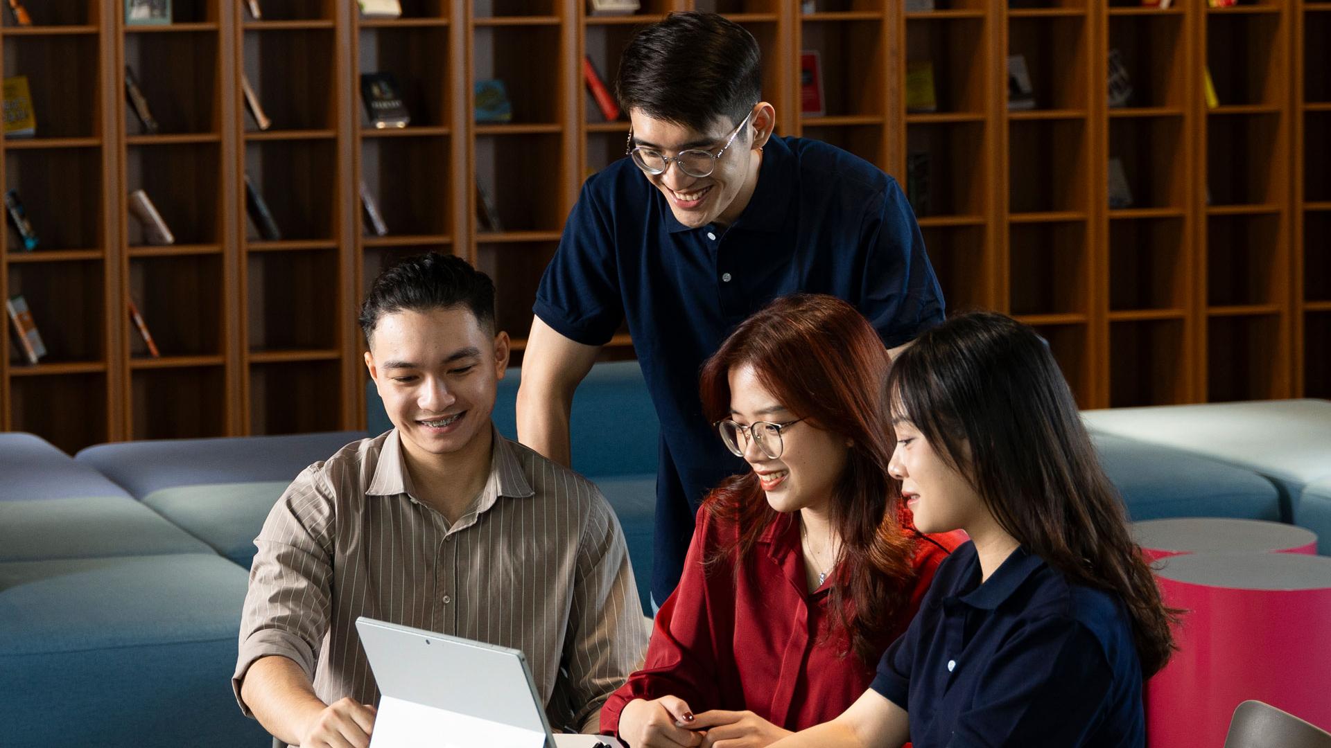 VTS ra mắt tính năng AI tư vấn chọn trường cho mùa tuyển sinh đại học