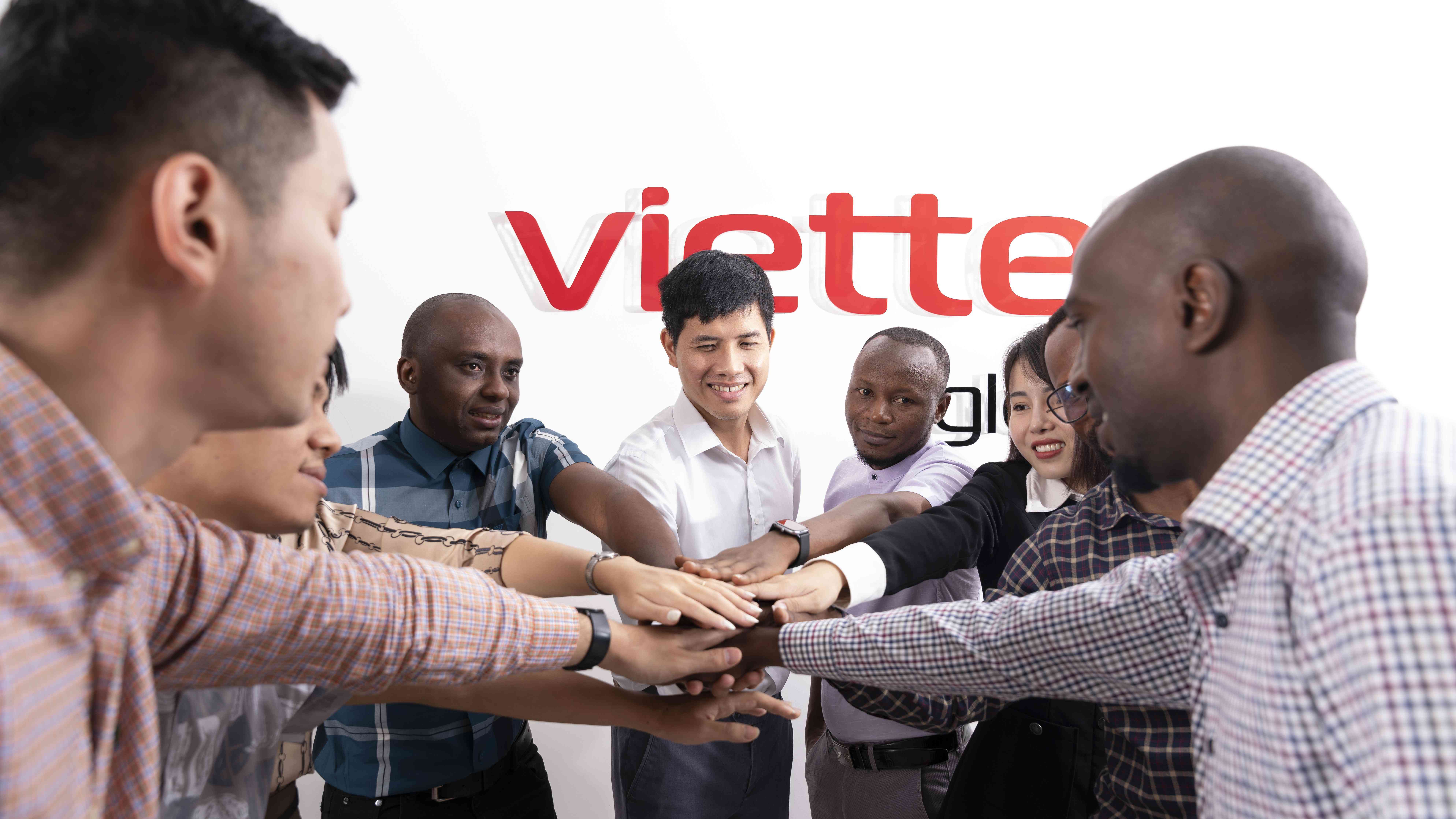 Người Viettel cùng chung tay hỗ trợ nhân dân Cuba