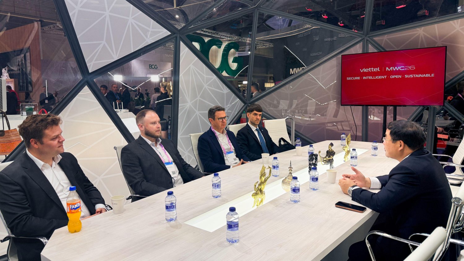 Viettel Money nghiên cứu thanh toán xuyên biên giới trên nền tảng blockchain