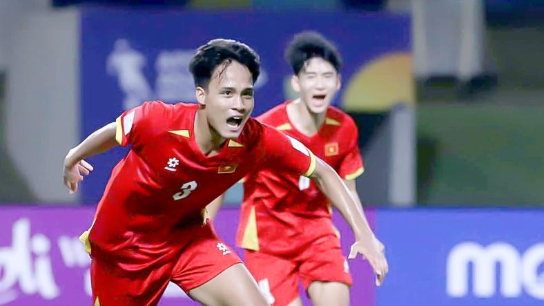 Cầu thủ trẻ Viettel xuất sắc ghi 'bàn thắng vàng' đưa U17 Việt Nam dự World Cup