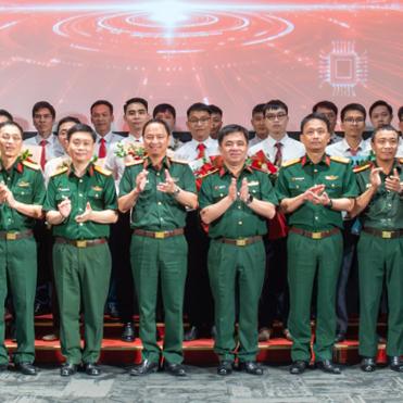 'Lĩnh vực công nghiệp công nghệ cao phải chuyển từ 'đi theo' sang 'dẫn dắt''