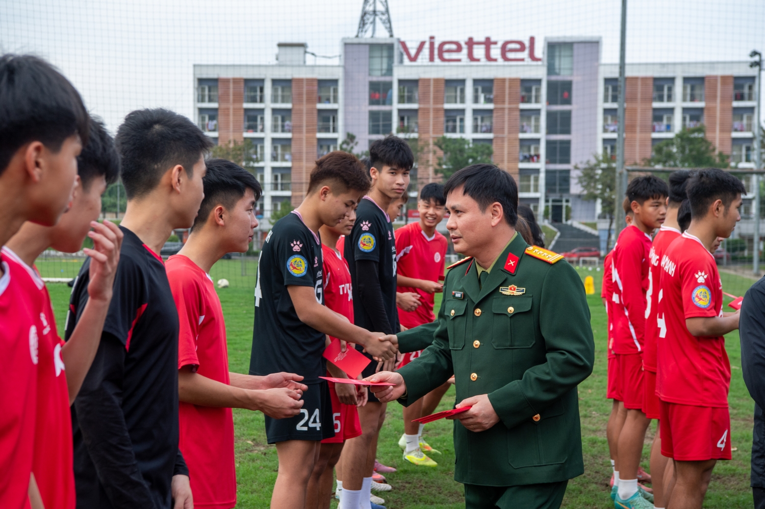 resize_detail_content_image_20260223-chu-tich-phat-dong-tet-trong-cay-09