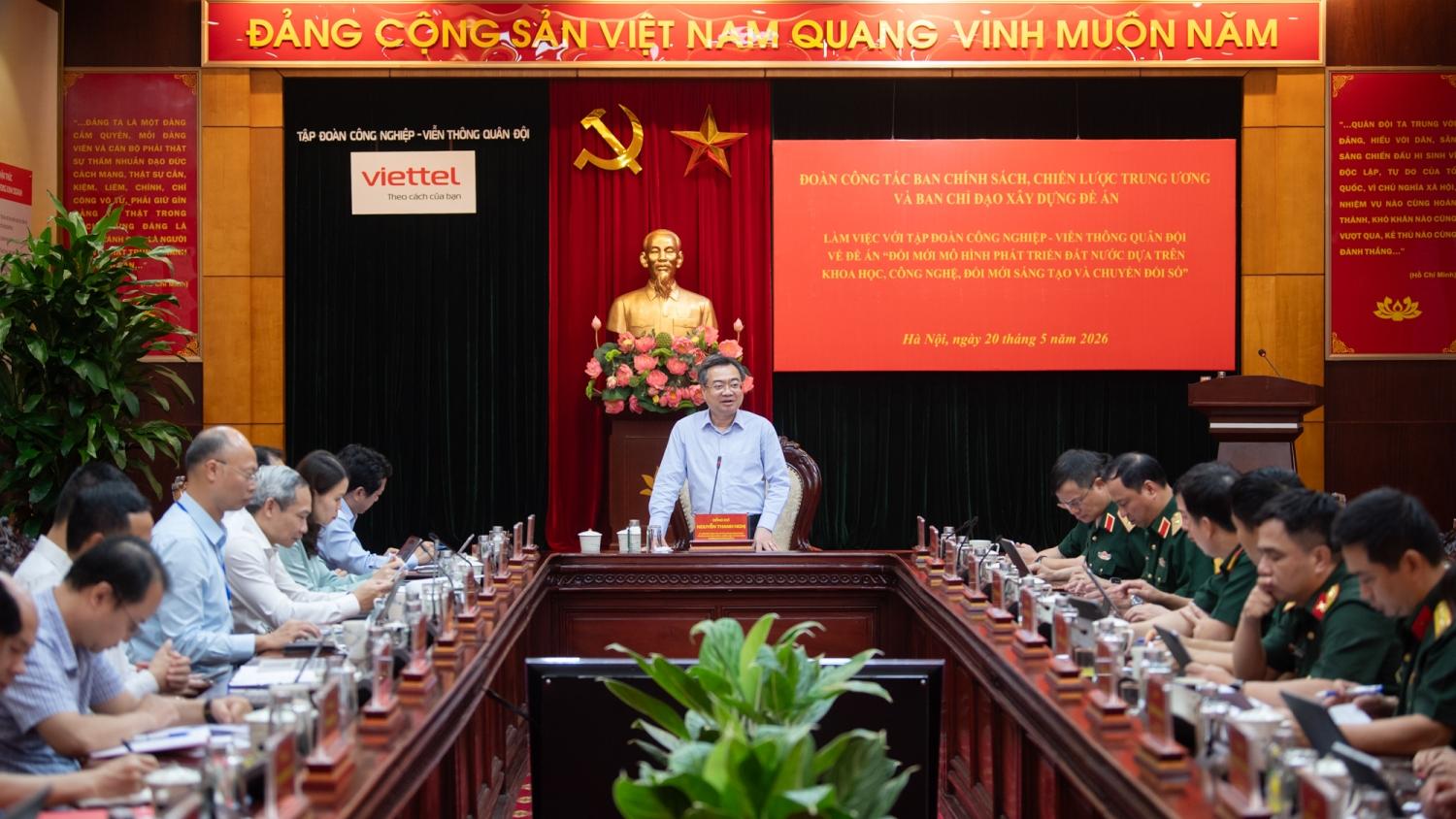 Viettel góp ý mô hình phát triển đất nước dựa trên khoa học công nghệ