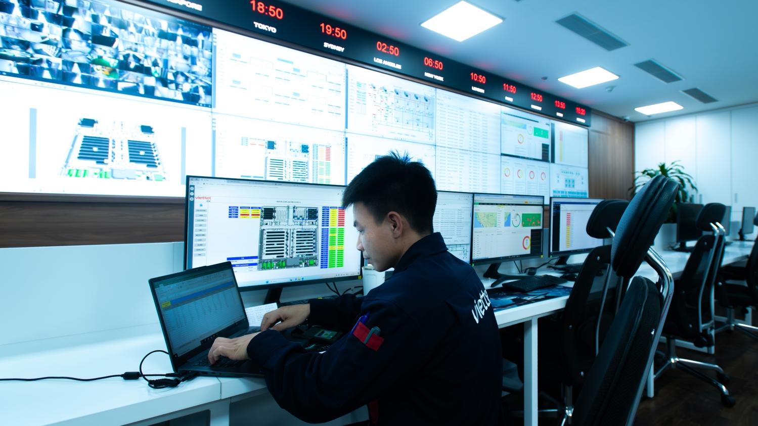 Viettel IDC âm thầm bảo vệ hạ tầng số cho khách hàng dịp Tết