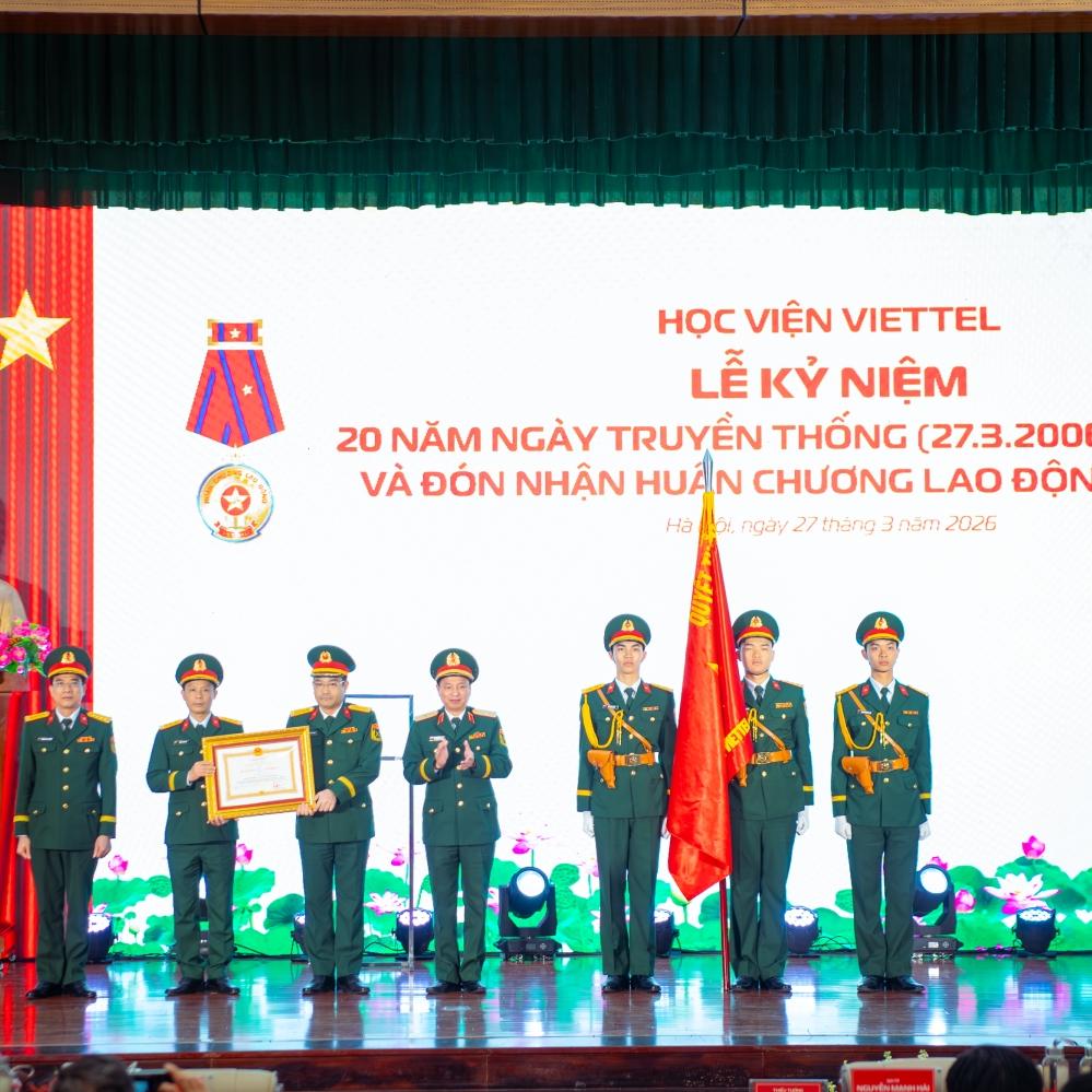 Học viện Viettel kỷ niệm 20 năm thành lập, đón nhận Huân chương Lao động hạng Ba