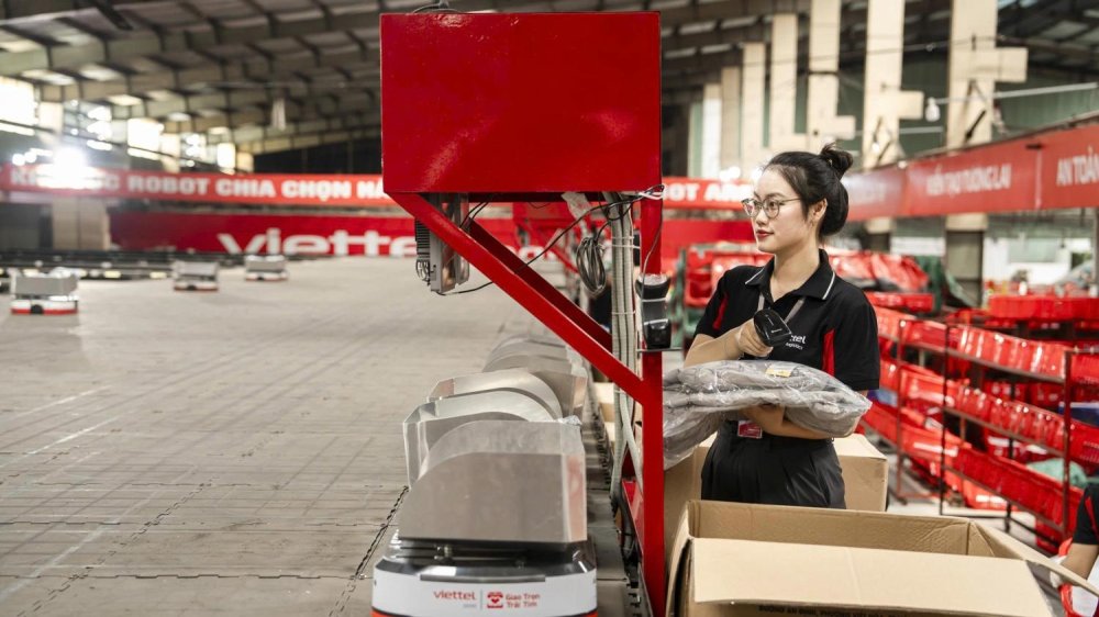 Viettel Post hợp tác KING Việt Nam, mở rộng chuỗi giá trị năng lượng