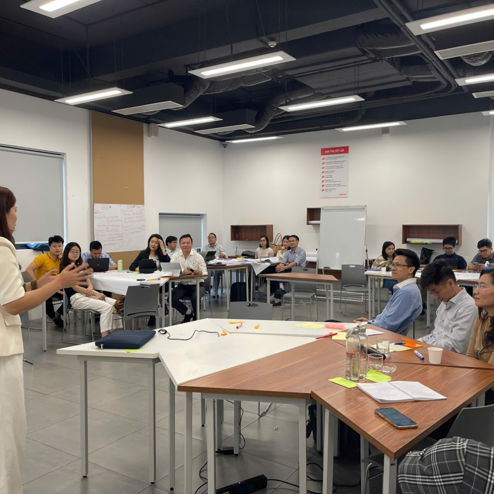 CBQL cấp trung trong Tập đoàn được rèn kỹ năng, tư duy phân tích và phản biện
