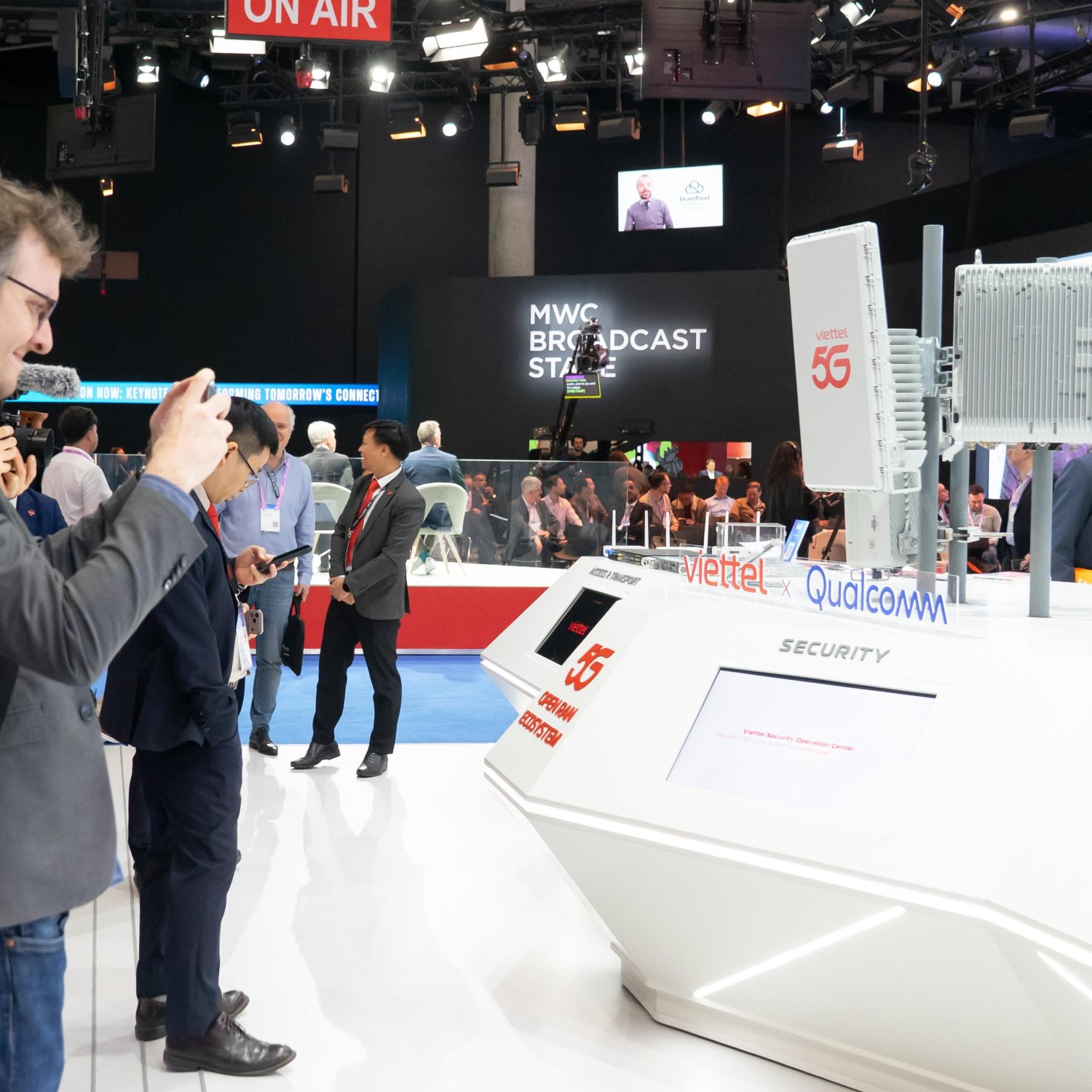 Động thái 6G và AI của Viettel xuất hiện trên hàng loạt báo quốc tế