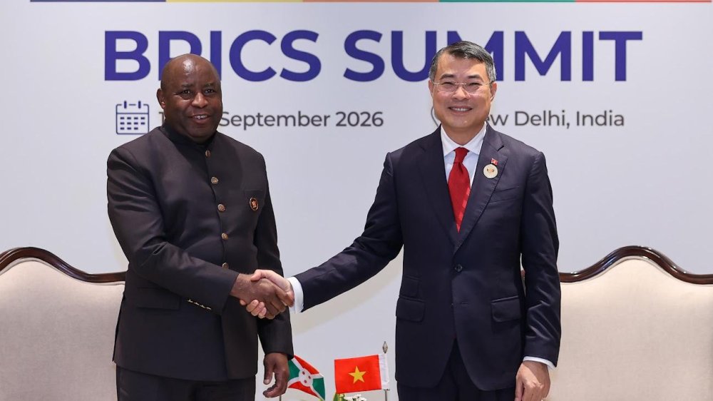 Thủ tướng Lê Minh Hưng đề nghị Burundi hỗ trợ Lumitel mở rộng hoạt động SXKD