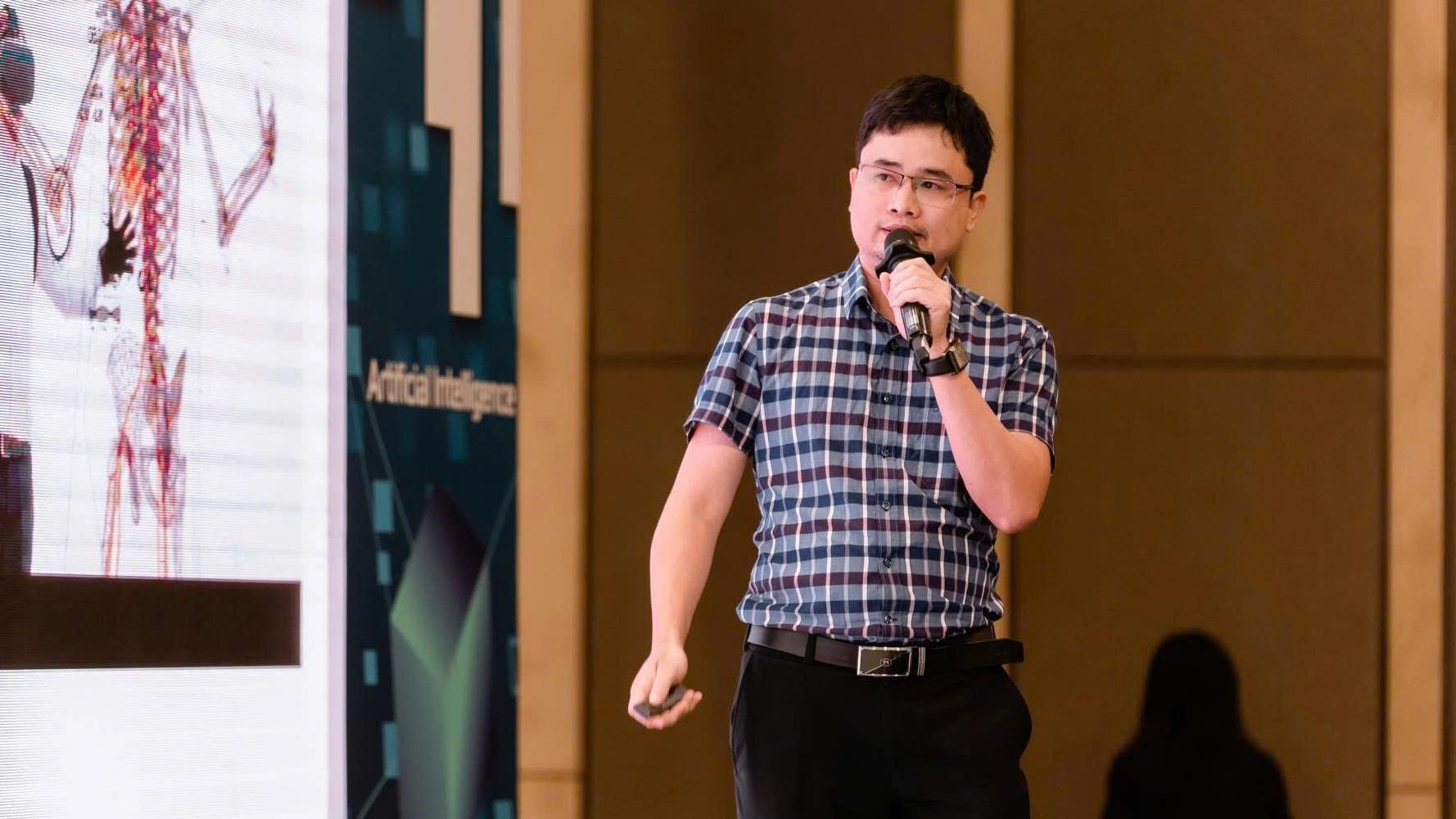 Nhà khoa học 8x: Đi xa rồi trở về vì khát khao làm chủ công nghệ