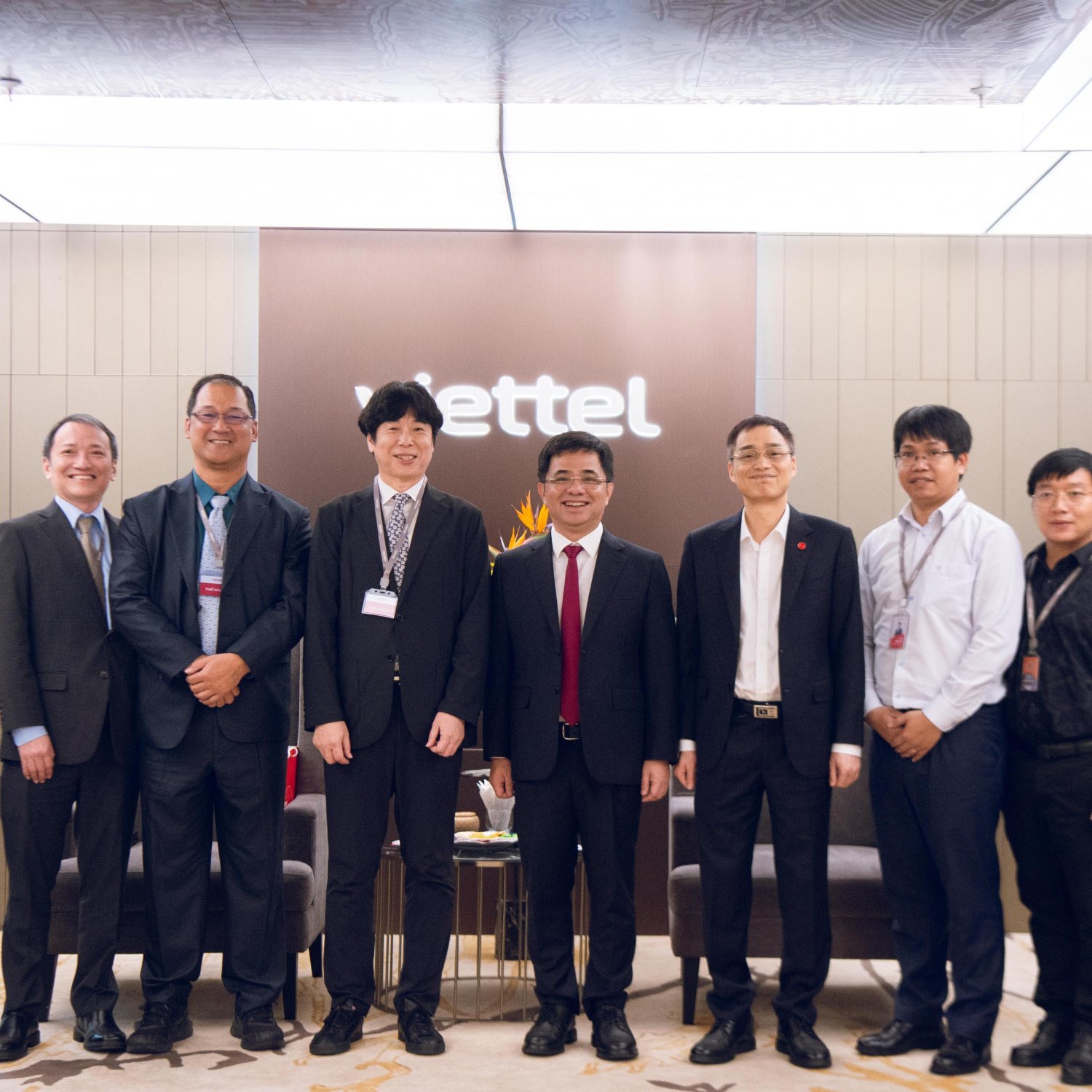 Nhà cung cấp thiết bị bán dẫn Nhật Bản sẵn sàng hợp tác với Viettel