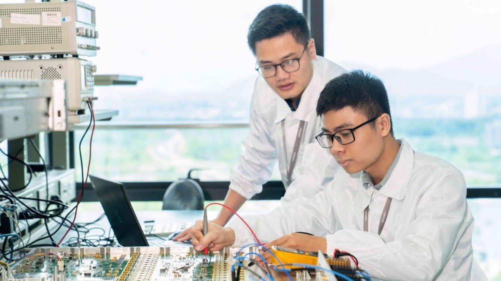 Học bổng VES 2026 đồng hành xuyên suốt, giúp CBNV yên tâm học tập