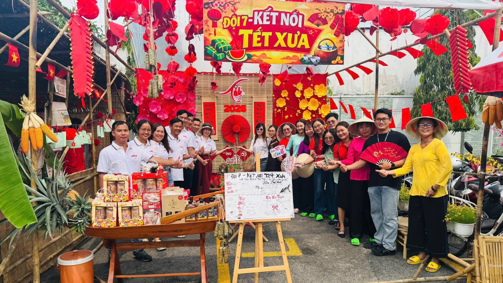 Mang Tết về nhà: khi một tập thể cùng chung nhịp đập