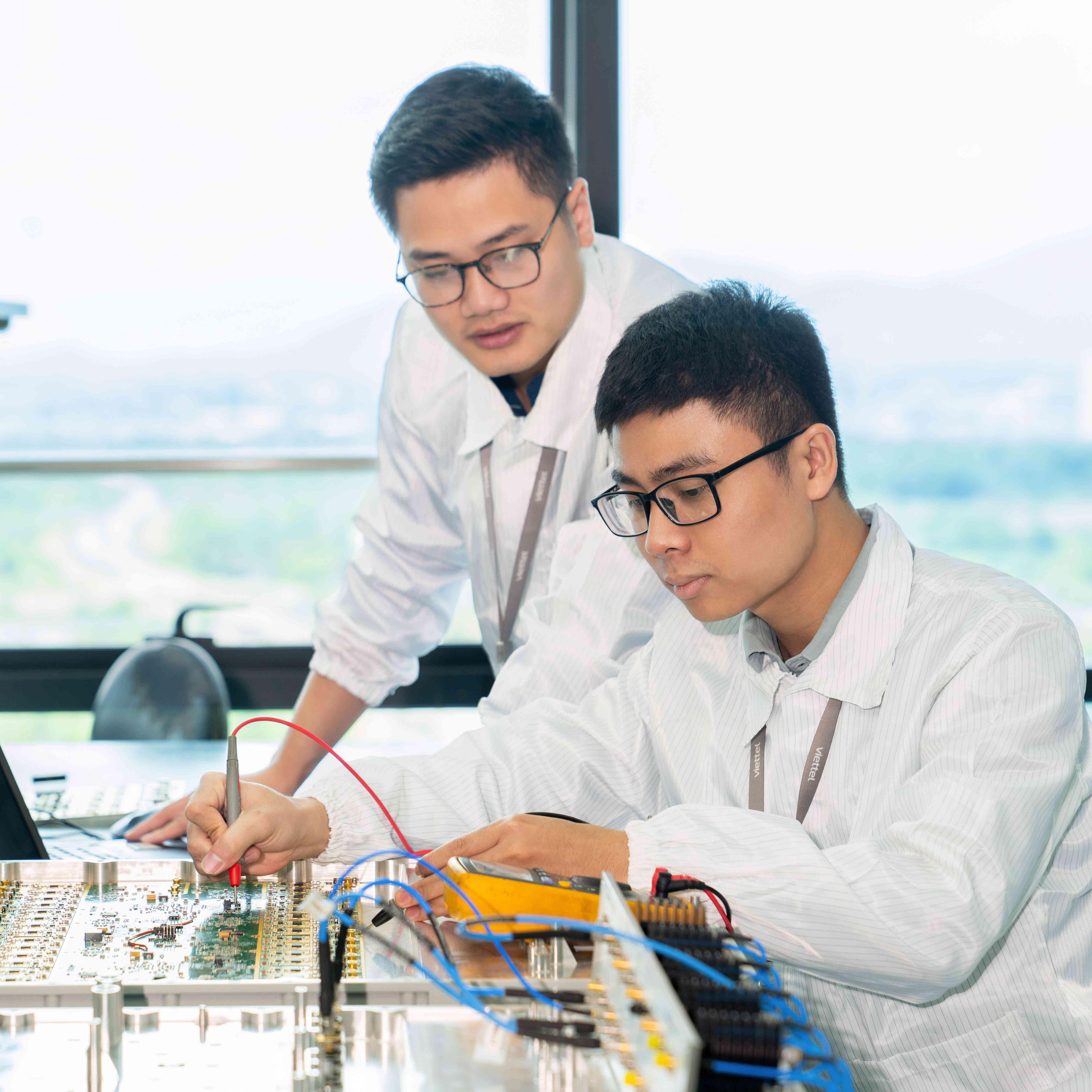 CBNV đề xuất chính sách học bổng Tiến sĩ