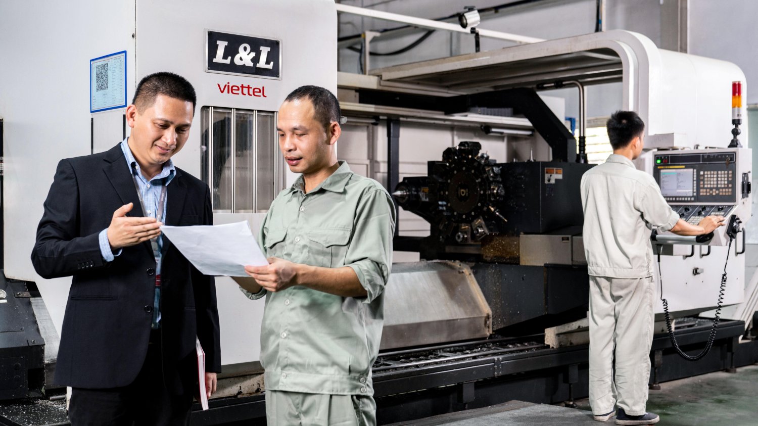 Bốn chuyển dịch của Tập đoàn để tạo ra động lực tăng tưởng mới